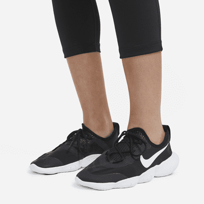 Nike Pro Older Kids' (Girls') Capri Leggings. Nike ID