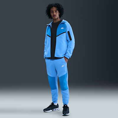 Nike Tech