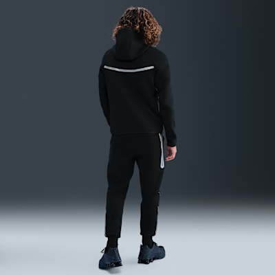 Nike Tech Men's Fleece Joggers with Reflective Accents