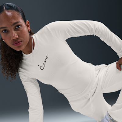 Skrócony damski T-shirt z długim rękawem o przylegającym kroju Nike Sportswear
