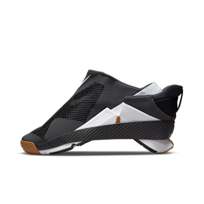 Nike Go FlyEase Easy On/Off Shoes. Nike LU