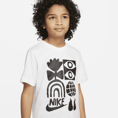 Nike Sportswear Big Kids' (Boys') Graphic T-Shirt
