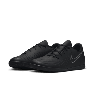 Nike Phantom GX 2 Club IC Low-Top Football Shoes