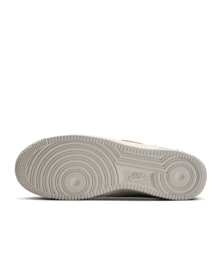 Nike Air Force 1 '07 LV8