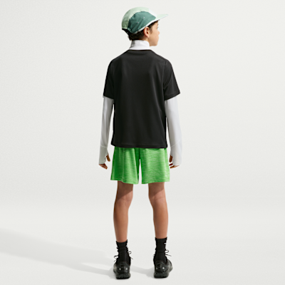 Nike Multi Dri-FIT Genç Çocuk (Erkek) Antrenman Şortu