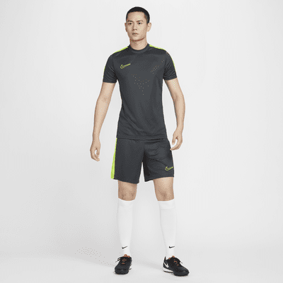 Nike Dri-FIT Academy 男款短袖足球上衣