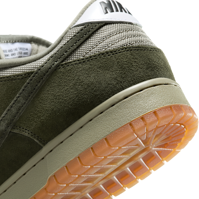 Nike SB Dunk Low Pro B Skate Shoes