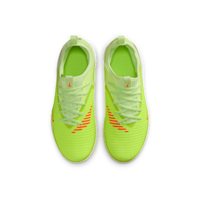 Nike Jr. Phantom 6 Low Academy Older Kids' Indoor/Court Football Shoe