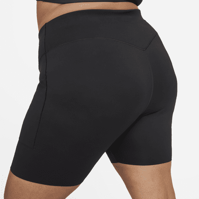 Nike Universa Bikershorts met halfhoge taille, zakken en goede ondersteuning voor dames (Plus Size, 20 cm)