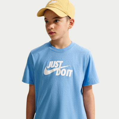 Playera para niños talla grande Nike Sportswear