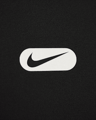 Nike Sportswear Club