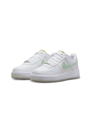 Nike Big Kids Air Force 1 Lv8 (Gs) (white / coconut milk-mint foam)