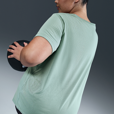 Nike Dri-FIT Women's T-Shirt (Plus Size)