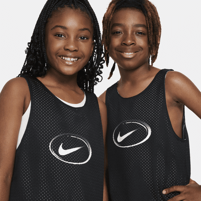 Nike Culture of Basketball vendbar drakt til store barn