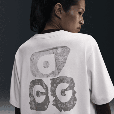 Playera de manga corta Dri-FIT holgada para mujer Nike ACG