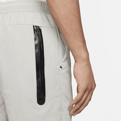 Pants suburbanos con forro para hombre Nike Sportswear Tech Essentials