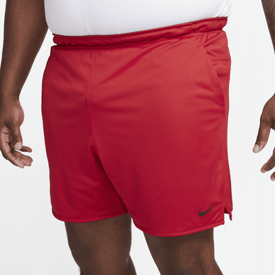 Shorts versátiles sin forro Dri-FIT de 18 cm para hombre Nike Totality