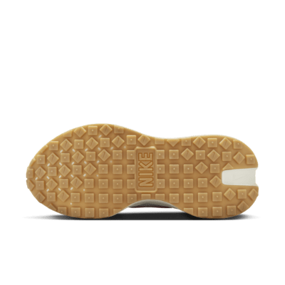 Nike Phoenix Waffle Kadın Ayakkabısı