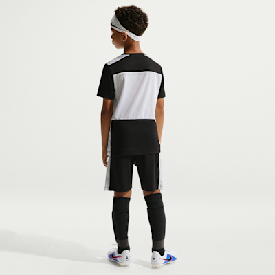 Nike Academy+ Older Kids' Dri-FIT Football Shorts
