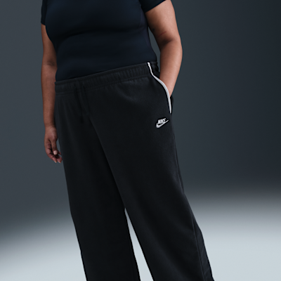 Nike Sportswear Club Fleece Women's Mid-Rise Wide Leg Cozy Pants (Plus Size)