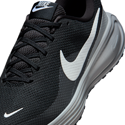 Chaussure de running sur route Nike Revolution 8 pour homme