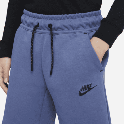 Nike Sportswear Tech Fleece Older Kids' (Boys') Shorts. Nike SG
