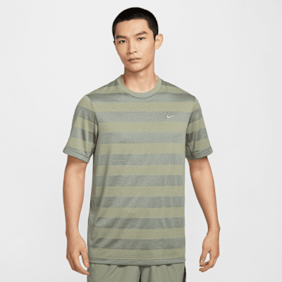 Nike Primary Men's Dri-FIT Short-Sleeve Fitness Top