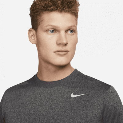Playera de fitness Dri-FIT para hombre Nike Legend