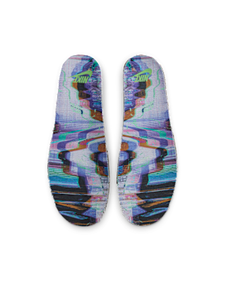 Nike Air Force 1 LV8 4