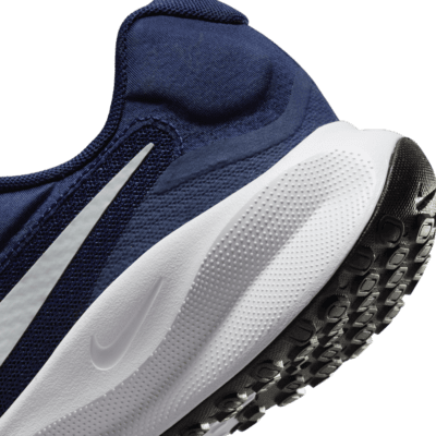 Nike Revolution 7 Straßenlaufschuh für Herren