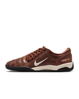 Nike Total 90 SE
