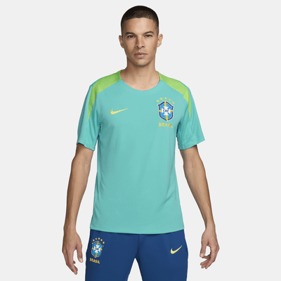 Playera de fútbol de manga corta de tejido Knit Nike Dri-FIT para hombre Brazil Strike