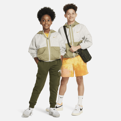 Nike Outdoor Play Older Kids' Oversized Woven Jacket. Nike AU