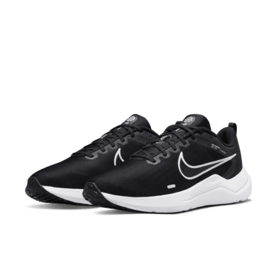 Tenis de correr en pavimento para hombre Nike Downshifter 12