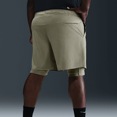 Shorts versátiles Dri-FIT de 18 cm 2 en 1 para hombre Nike Unlimited