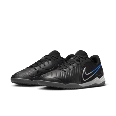 Tacos de fútbol de corte low para cancha cubierta Nike Tiempo Legend 10 Academy