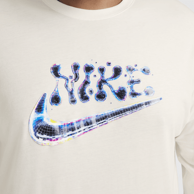 Nike Sportswear Club Long-Sleeve T-Shirt