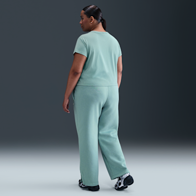 Nike Sportswear Women's Short-Sleeve Graphic T-Shirt (Plus Size)