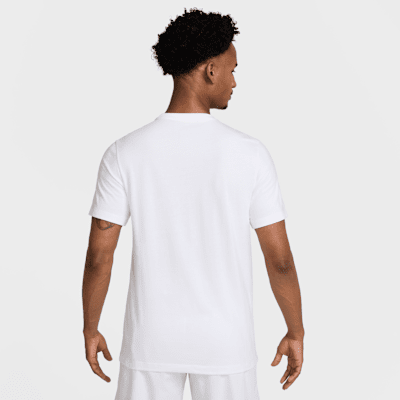 T-shirt de tennis NikeCourt Dri-FIT pour homme