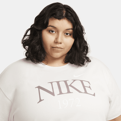 Nike Sportswear Classic Women's T-Shirt (Plus Size)