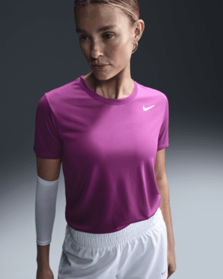 Женская футболка Nike Dri-FIT