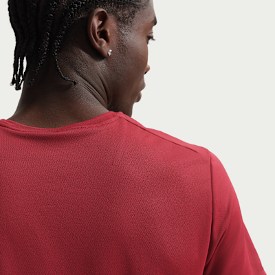 Nike Miler Men's Dri-FIT UV-Protection Short-Sleeve Running Top