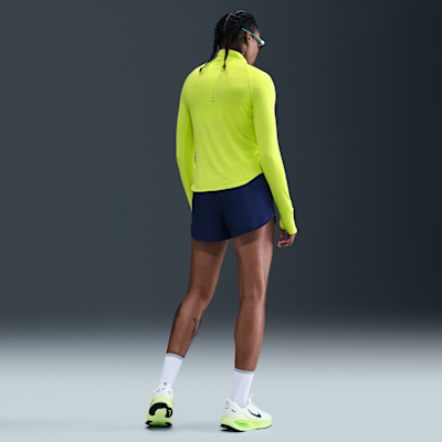 Γυναικεία μπλούζα Dri-FIT UV για τρέξιμο με φερμουάρ στο 1/4 του μήκους Nike Swift