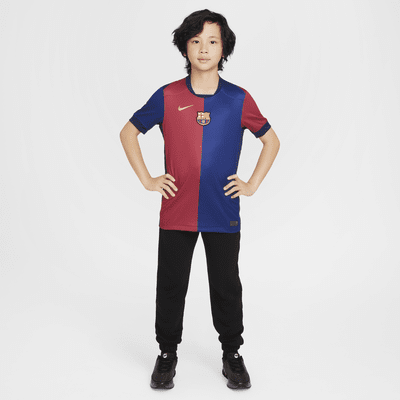 Replika fotbalového dresu Nike Dri-FIT FC Barcelona 2024/25 Stadium pro větší děti, domácí