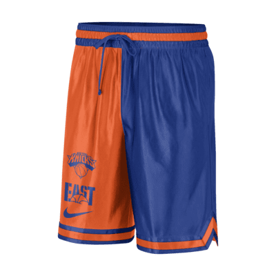 New York Knicks Courtside Men's Nike Dri-FIT NBA Graphic Shorts