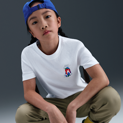 Playera para niños talla grande Nike Sportswear
