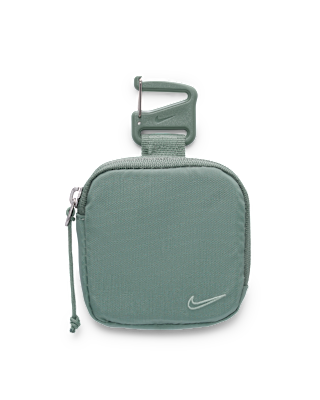 Nike Sportswear Commute