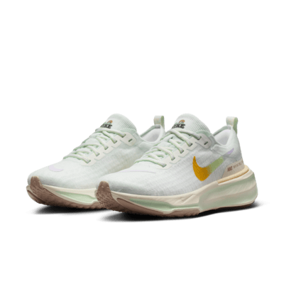 Tenis de correr en carretera para mujer Nike Invincible 3