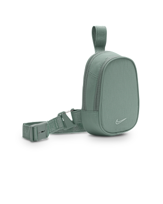 Nike Sportswear Commute