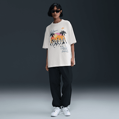 Nike Sportswear Essential Women's Oversized T-Shirt